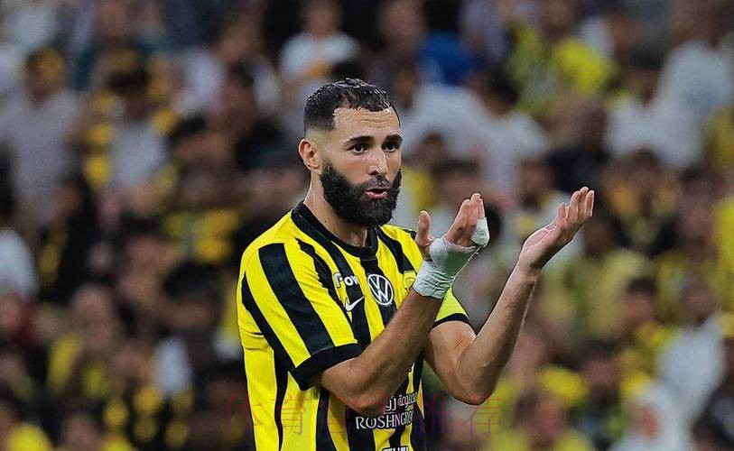 本泽马:皇马欢迎姆巴佩 希望有一天他能来 本泽马:皇马欢迎姆巴佩 希望有一天他能来