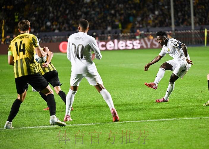 欧冠-门迪远射制胜!皇马客场1-0灭10人亚特兰大 欧冠-门迪远射制胜!皇马客场1-0灭10人亚特兰大